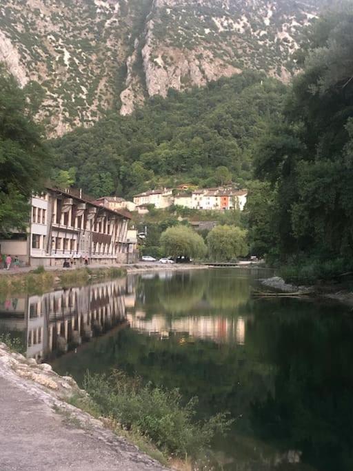 Confortable Au Pied Du Vercors Pont-en-Royans Εξωτερικό φωτογραφία