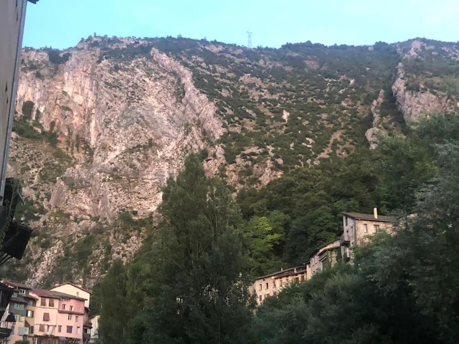 Confortable Au Pied Du Vercors Pont-en-Royans Εξωτερικό φωτογραφία